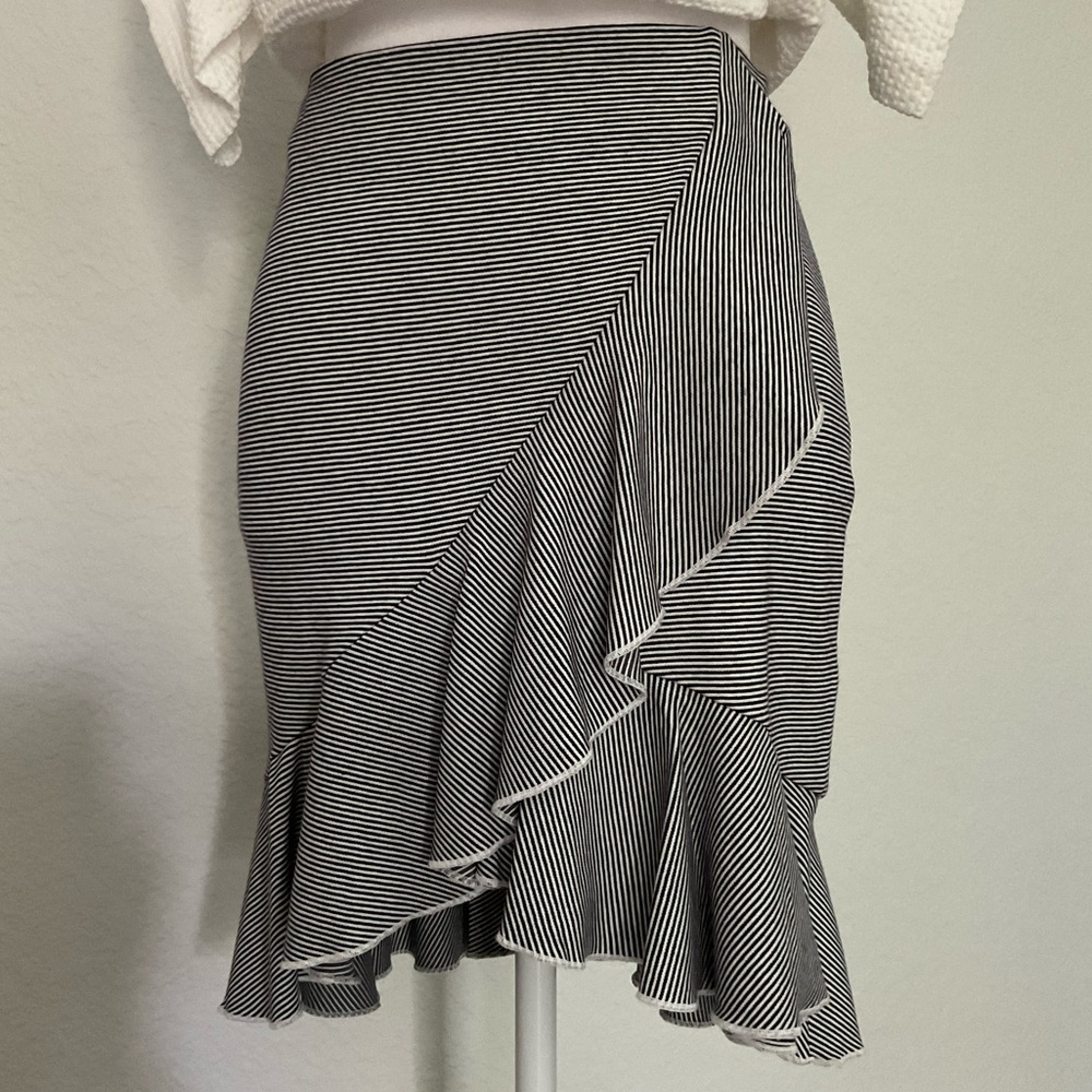 Club Monaco structured cotton jersey skirt